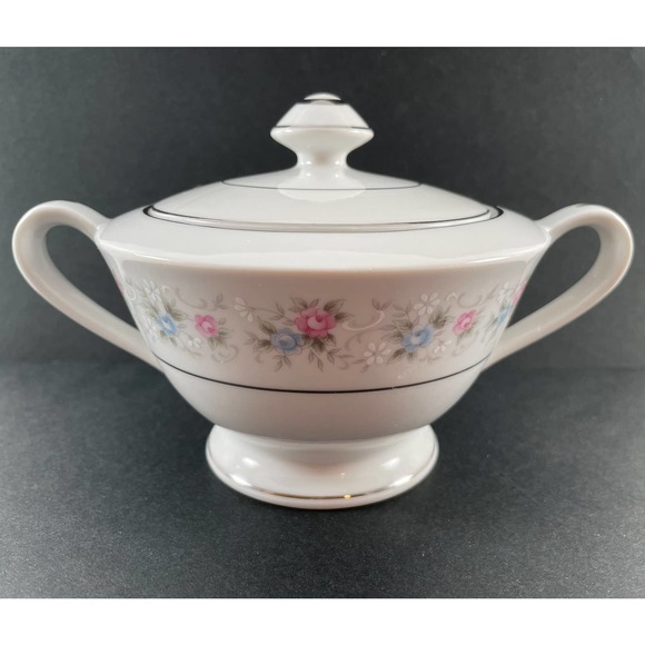 M Fine China Other - Rosemary 5555 M Fine China Covered Sugar Bowl